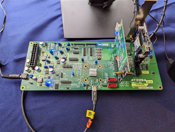 USB4的春天来了!速度狂飙3.7GB/s、供电高达240W